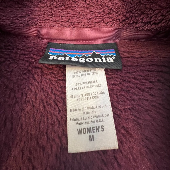 Patagonia Women’s Re-Tool Snap-T Fleece Pullover, Purple Sherpa - Size Medium - Picture 3 of 3